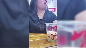 Assim se refresca quando faz muito calor, não é?