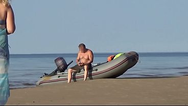 Barqueiro Experiente Transa Com Turista Gostosa No Rio
