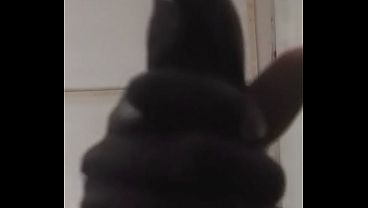 Massagem No Pau Deixa A Gata Toda Molhada E Louca